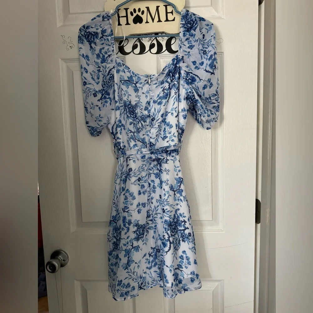 QUIZ DRESS - Picture 1 of 4